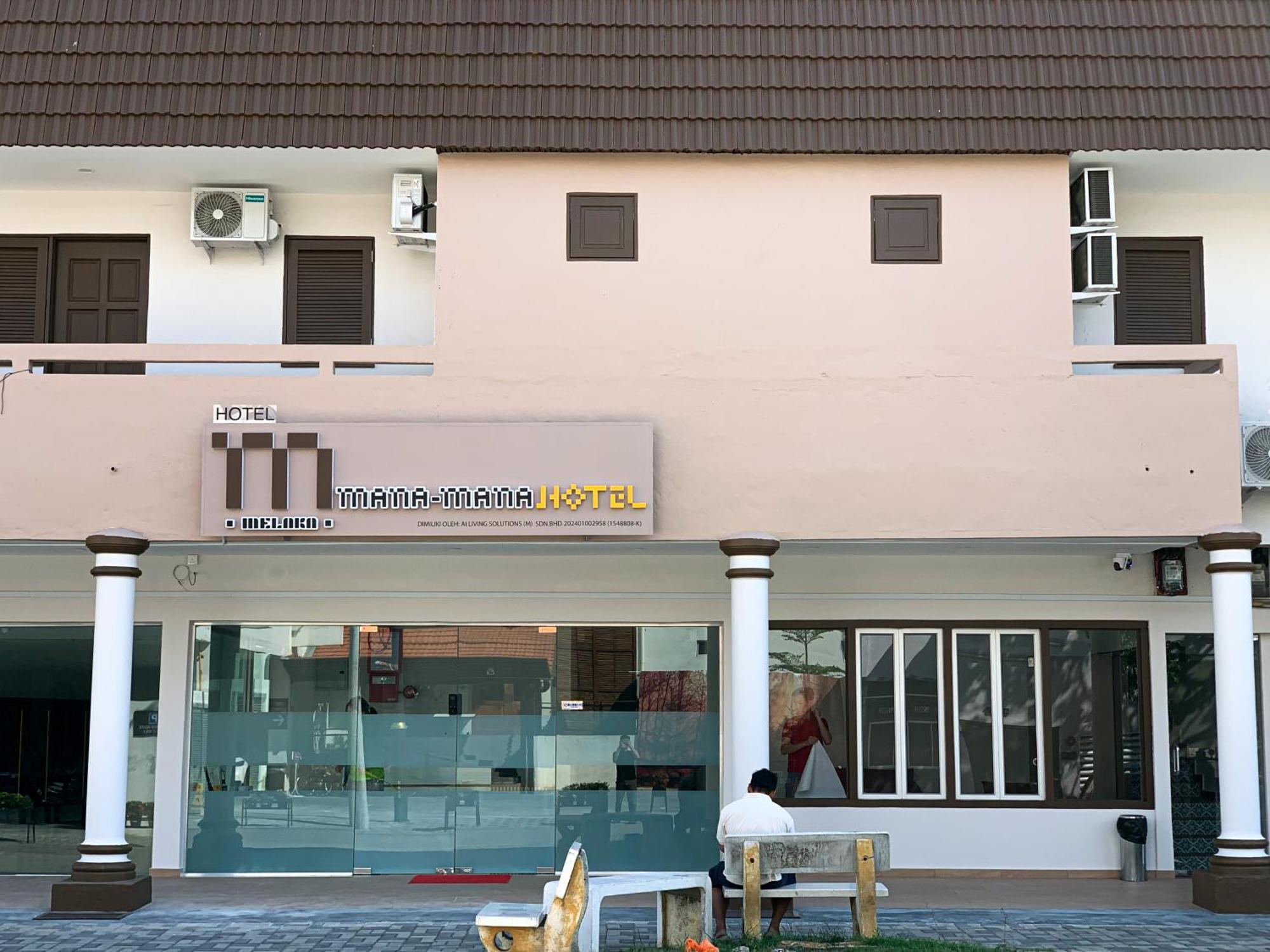 Mana Mana Hotel • Melaka • Buitenkant foto