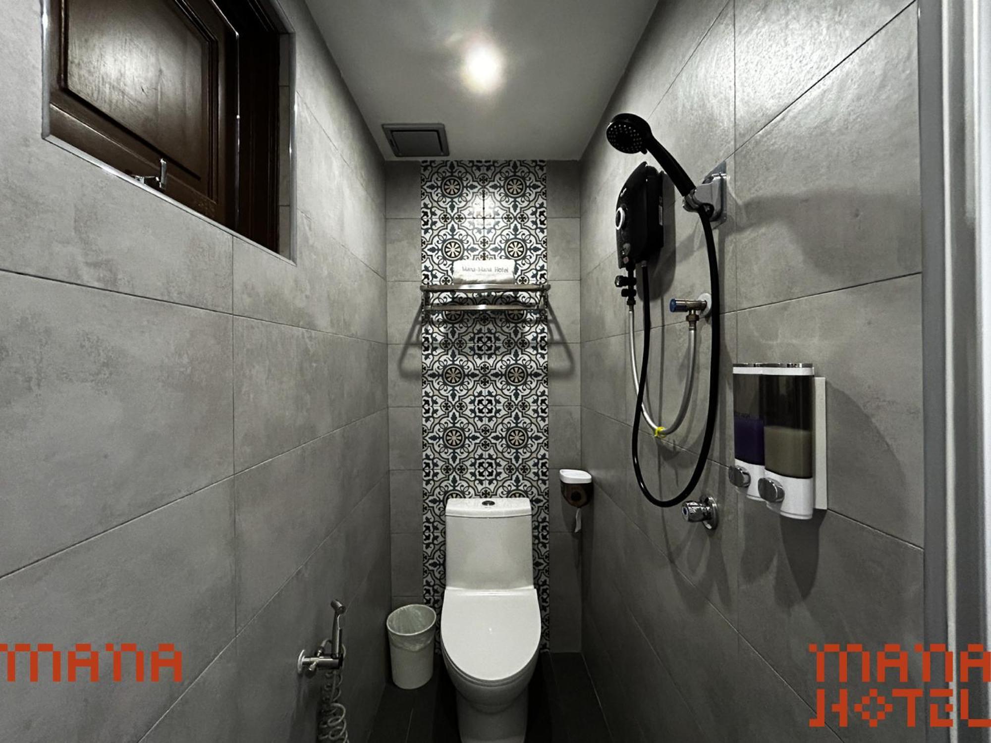 Mana Mana Hotel • Melaka • Buitenkant foto